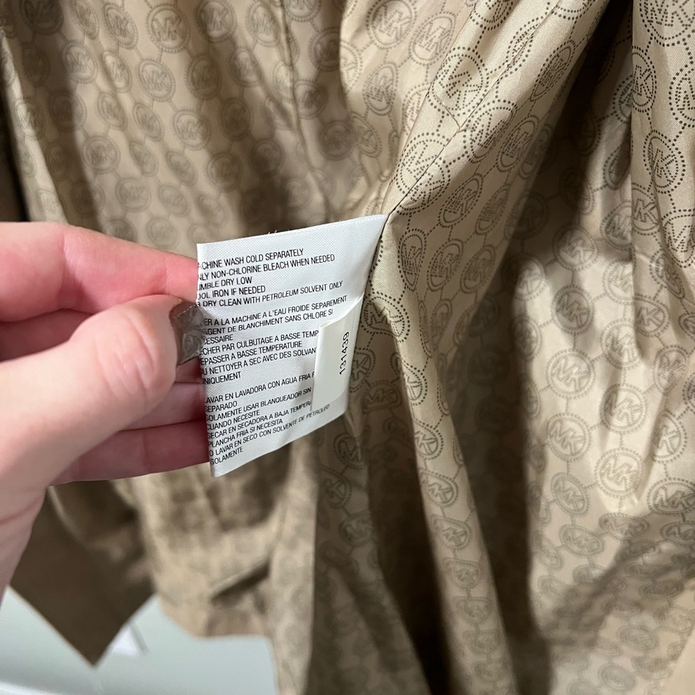 Michael Michael Kors Tan Trench Raincoat - Picture 6 of 9